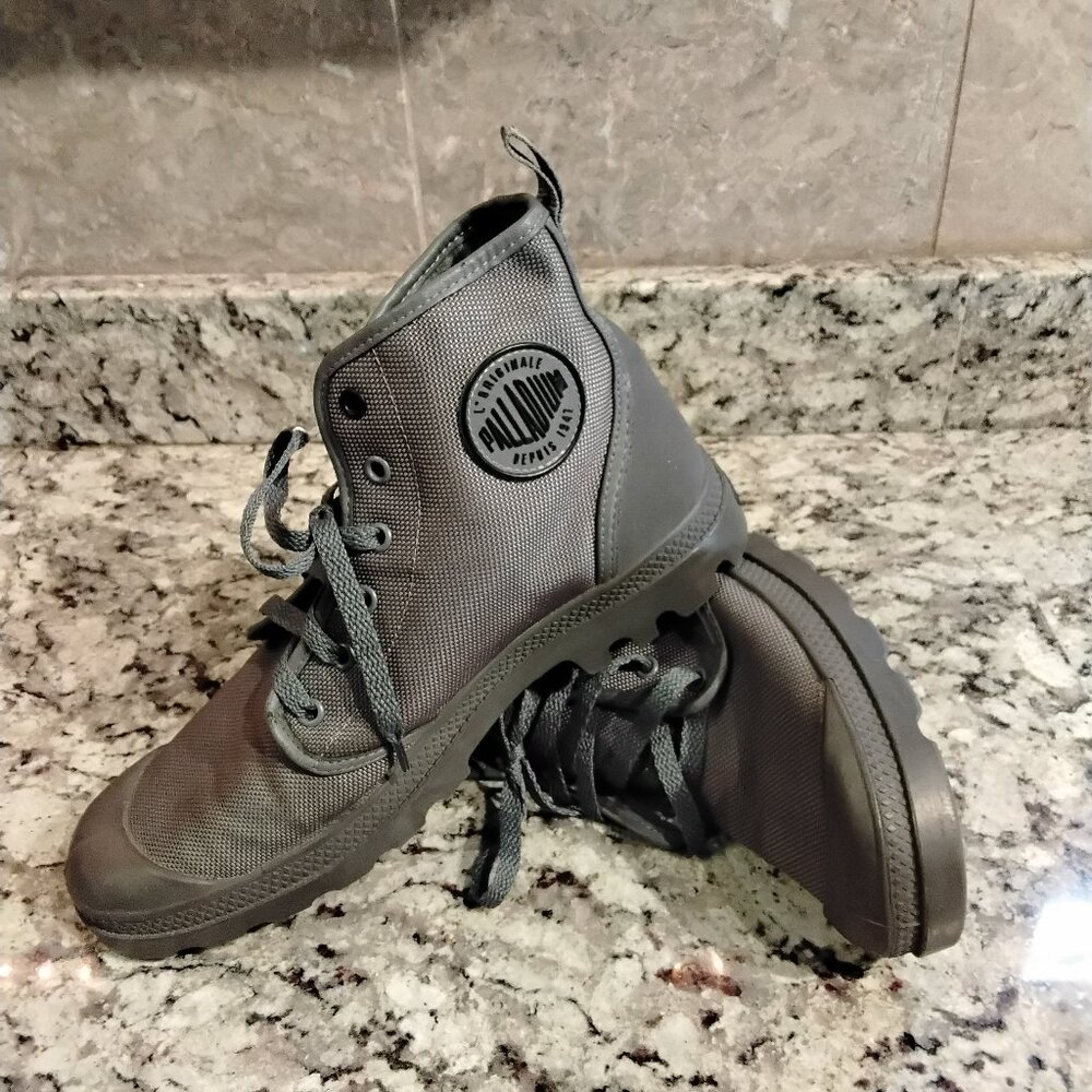 Palladium High Tops Size 8.5 Mens Unisex